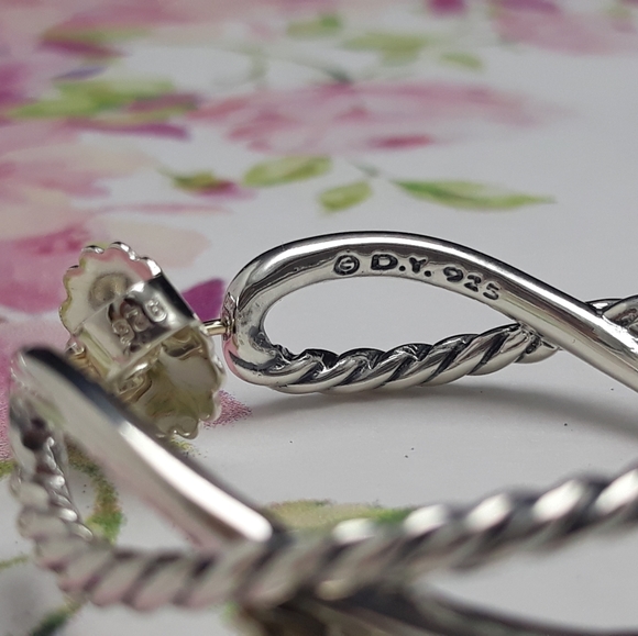 🛍David Yurman Crossover Earrings - Picture 4 of 4